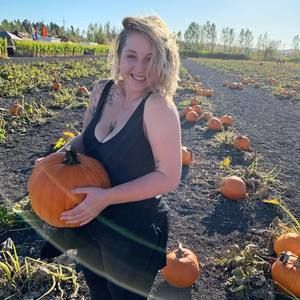 Meet your Posher, Lydia